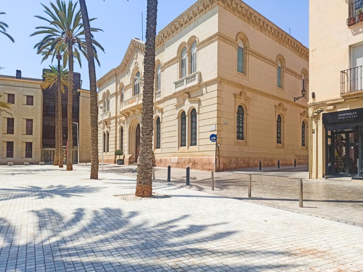 Expoholidays - Plaza Vieja Con Parking Gratis * Almería